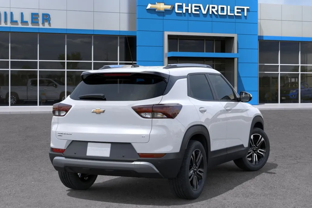 2026 Chevrolet Trailblazer LT photo 1