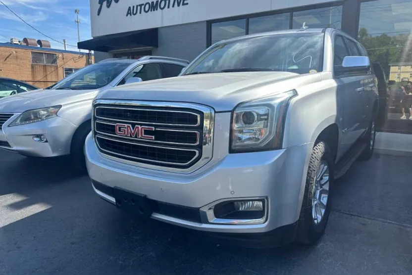 2018 Gmc Yukon SLT photo 1