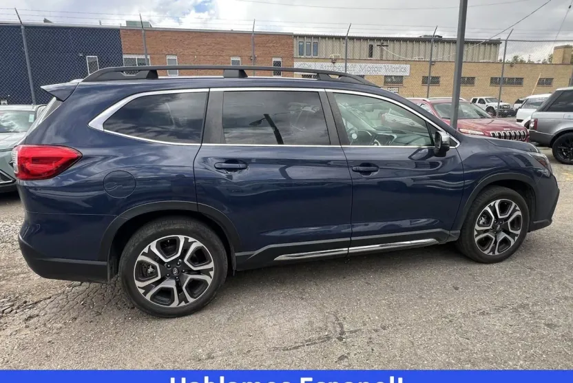 2023 Subaru Ascent Limited photo 1