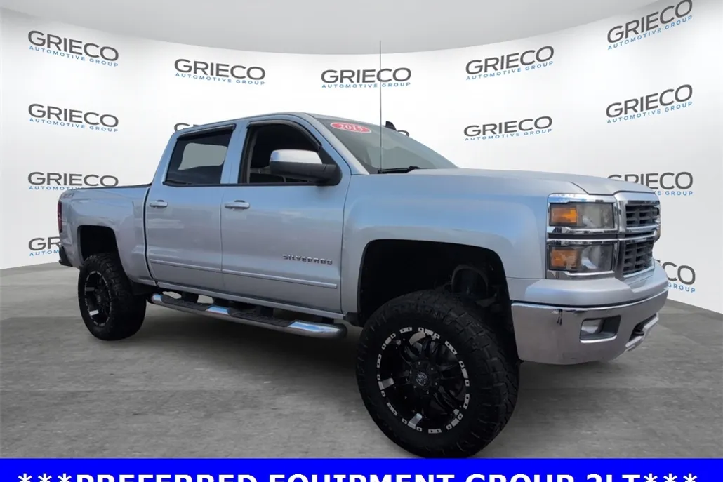 2015 Chevrolet Silverado 1500 LT photo 1