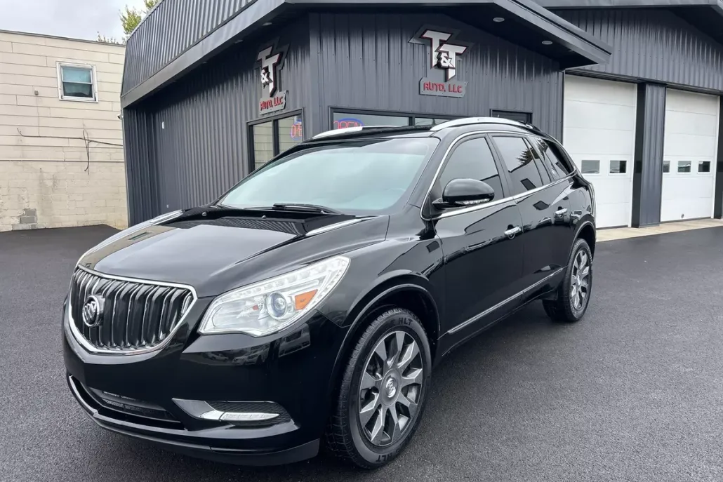 2017 Buick Enclave Leather photo 1