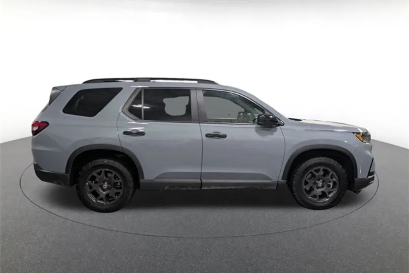 2024 Honda Pilot TrailSport photo 1