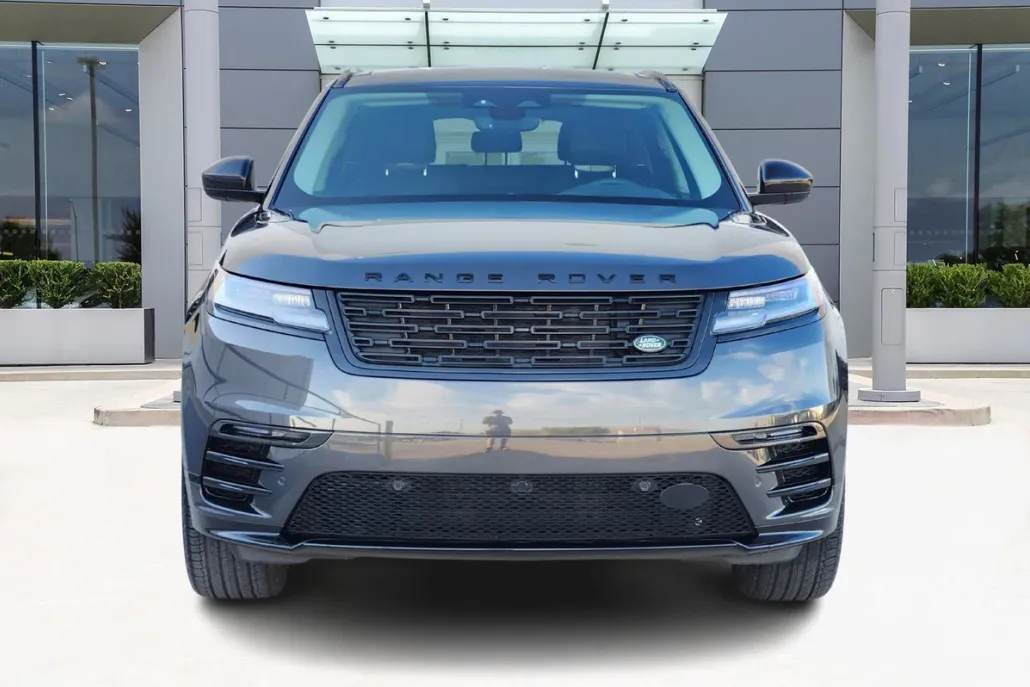 2025 Land Rover Range Rover Velar SE photo 1