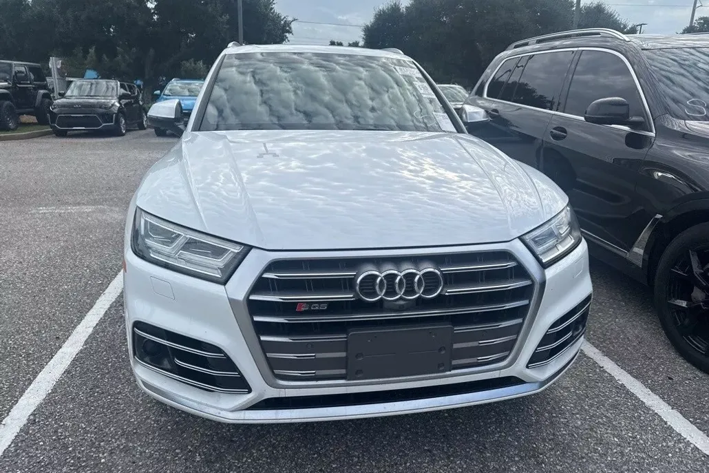 2018 Audi SQ5 Prestige photo 1