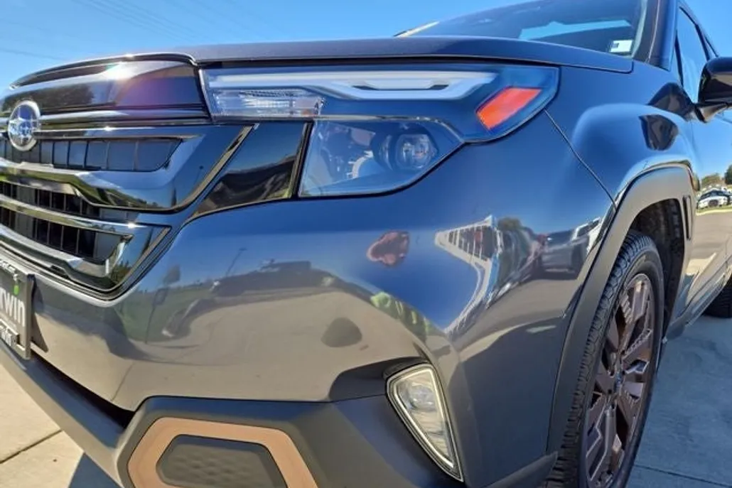 2025 Subaru Forester Sport photo 1
