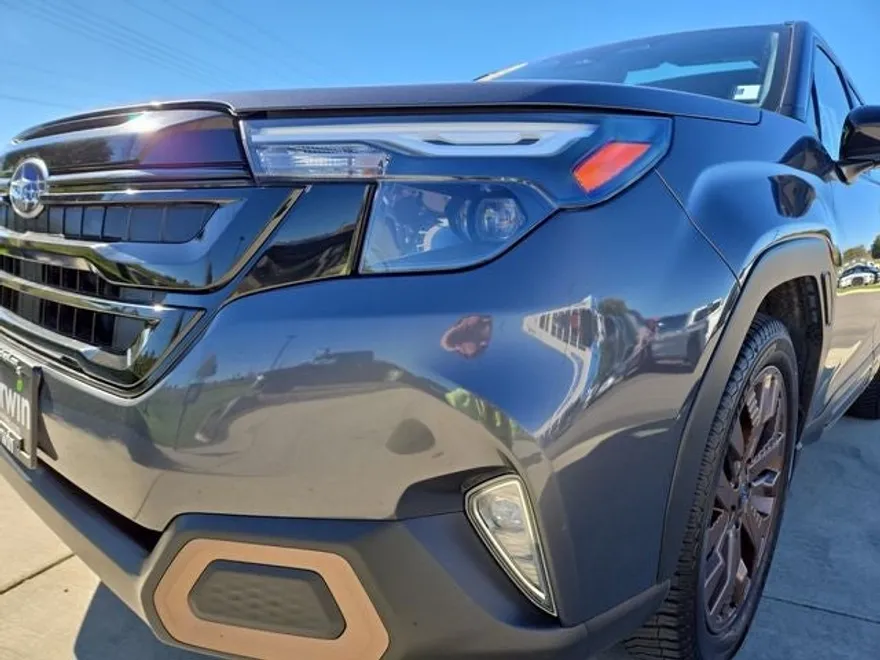 2025 Subaru Forester Sport photo 1