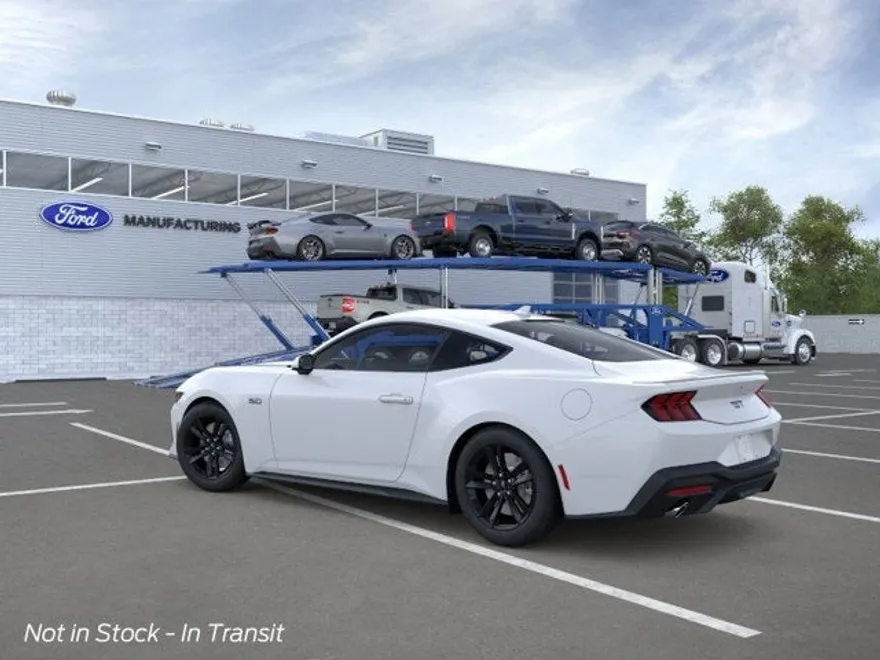 2025 Ford Mustang GT photo 1