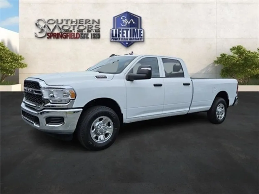 2024 Ram 2500 Tradesman photo 1