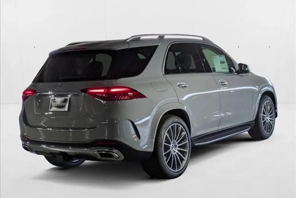 2026 Mercedes Benz GLE 450 4MATIC photo 1