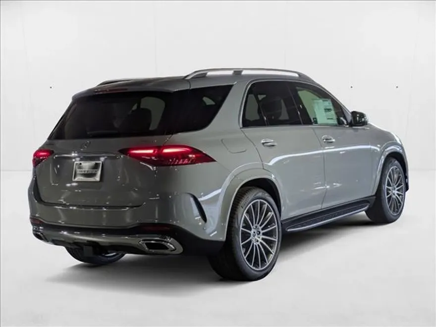 2026 Mercedes Benz GLE 450 4MATIC photo 1