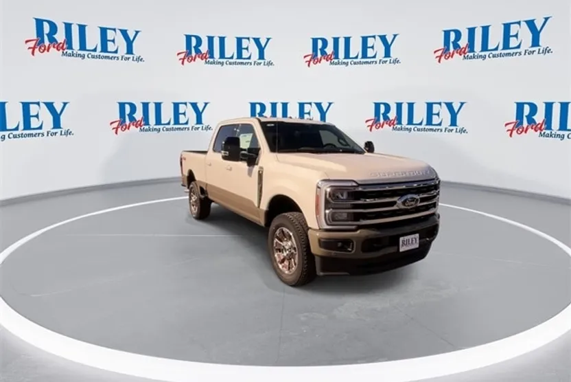 2026 Ford F-350 King Ranch photo 1