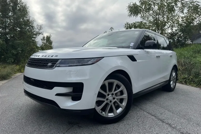 2024 Land Rover Range Rover Sport SE photo 1