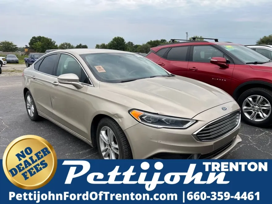 2018 Ford Fusion SE photo 1