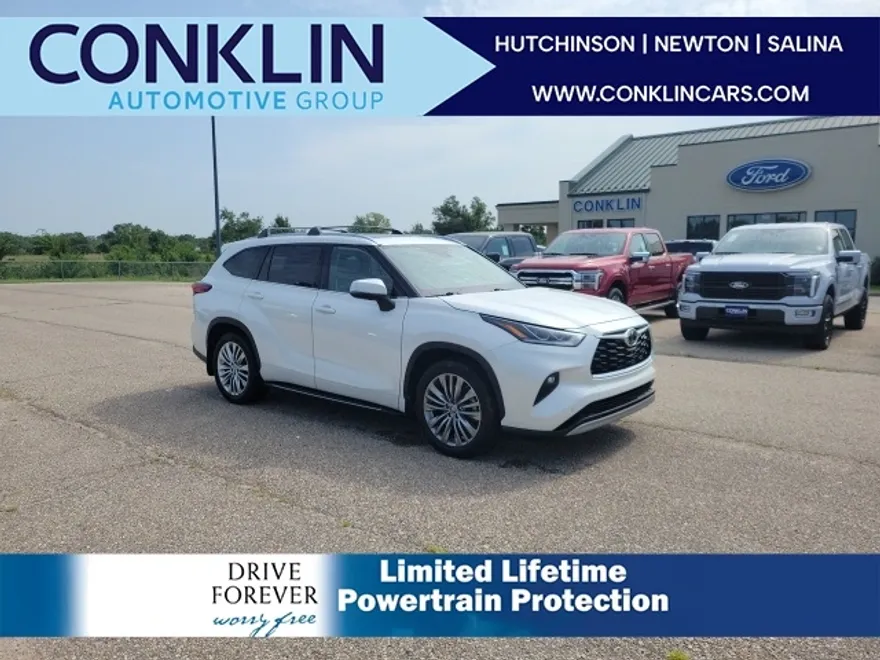 2021 Toyota Highlander Platinum photo 1