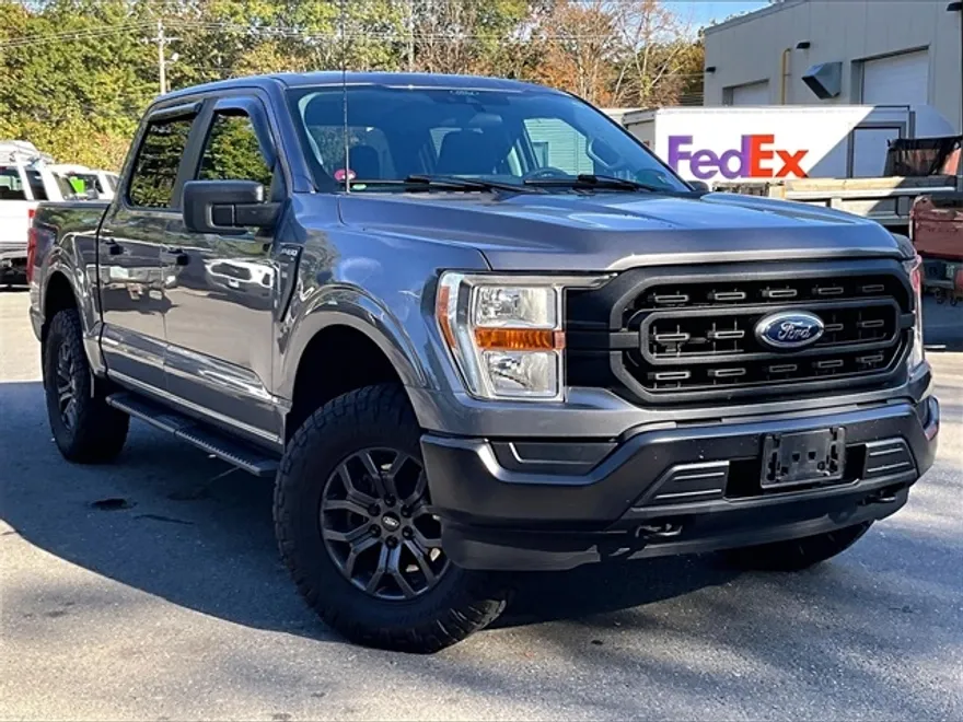 2021 Ford F-150 XL photo 1