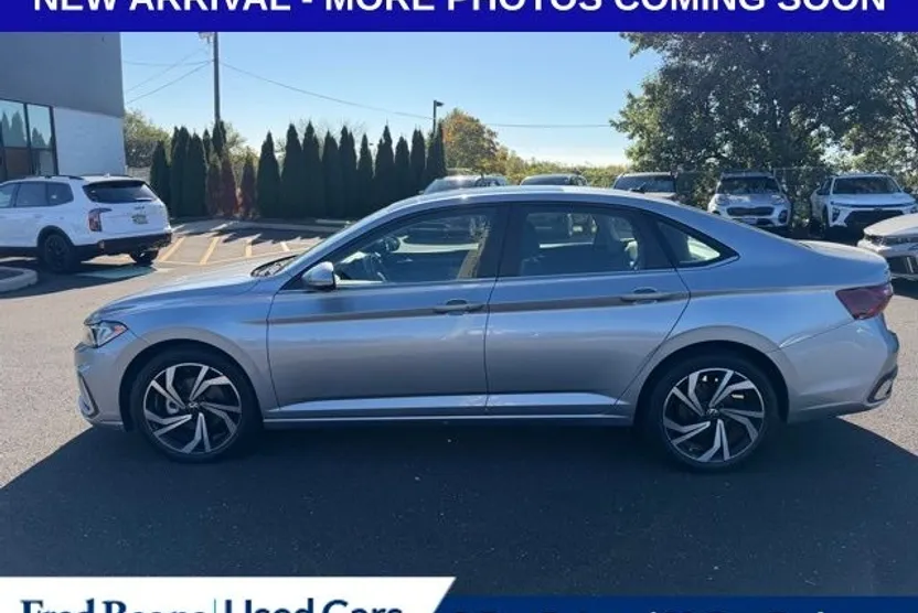2025 Volkswagen Jetta 1.5T SEL photo 1