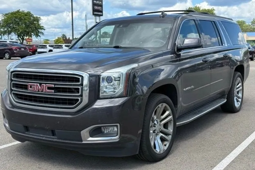 2016 Gmc Yukon XL SLT photo 1