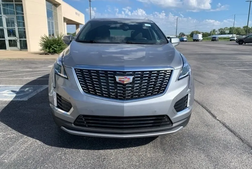 2024 Cadillac XT5 Premium Luxury photo 1