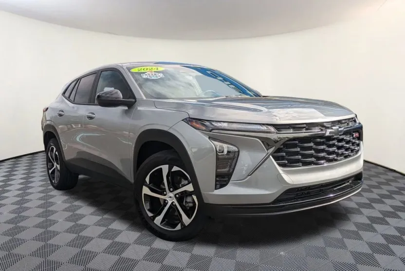 2024 Chevrolet Trax photo 1
