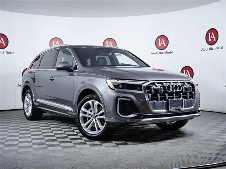 2025 Audi Q7 45 Premium photo 1