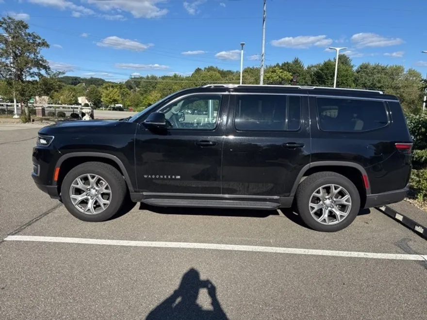 2022 Jeep Wagoneer Series I photo 1