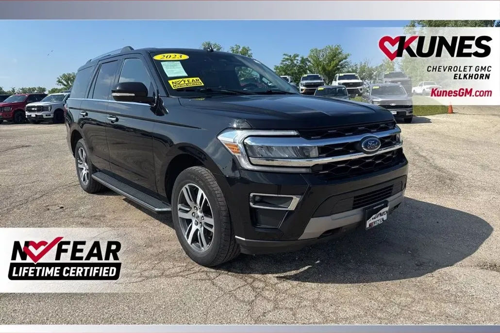 2023 Ford Expedition Limited photo 1