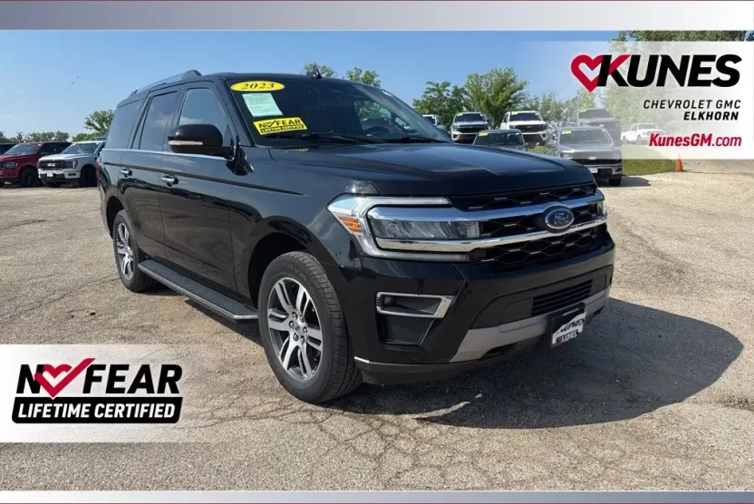 2023 Ford Expedition Limited photo 1
