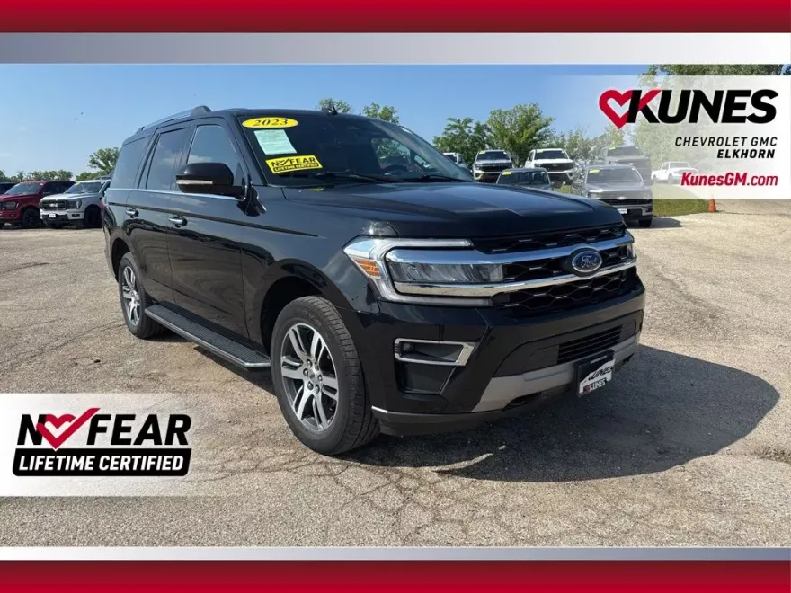 2023 Ford Expedition Limited photo 1