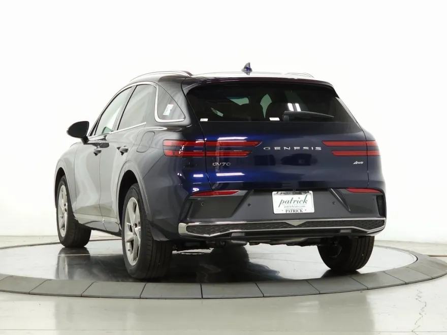 2026 Genesis GV70 2.5T Select photo 1