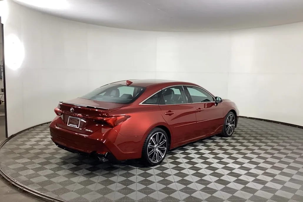 2021 Toyota Avalon Touring photo 1