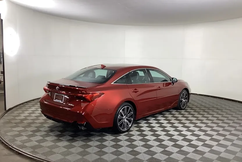 2021 Toyota Avalon Touring photo 1