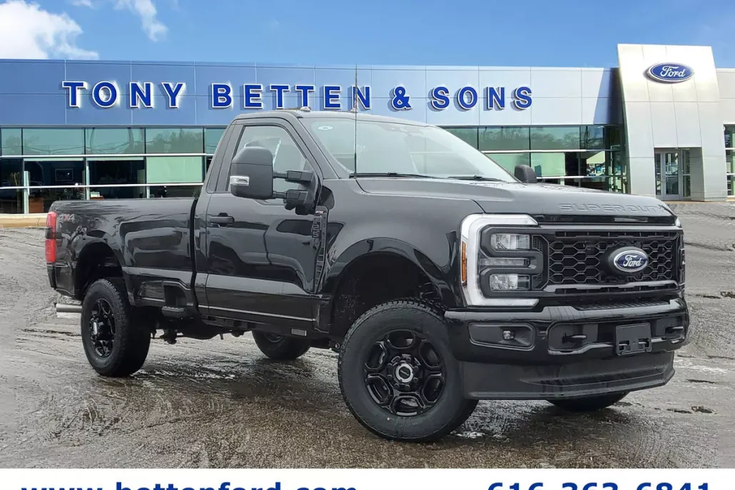2025 Ford F-250 XL photo 1