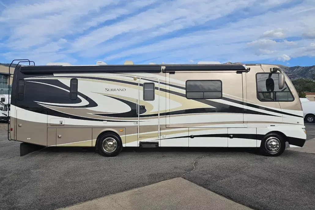 2010 Workhorse W22 Forward Engine photo 1