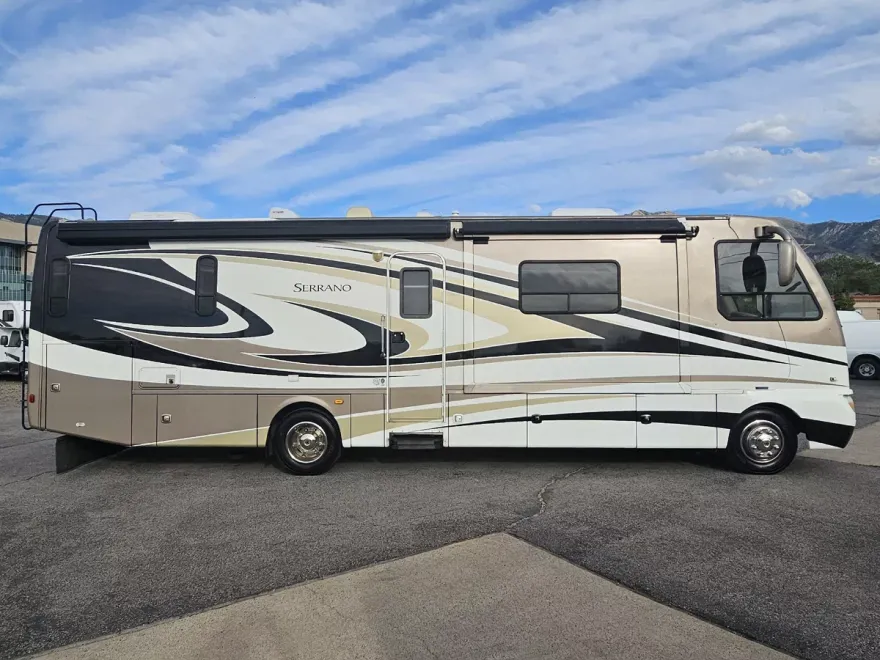 2010 Workhorse W22 Forward Engine photo 1