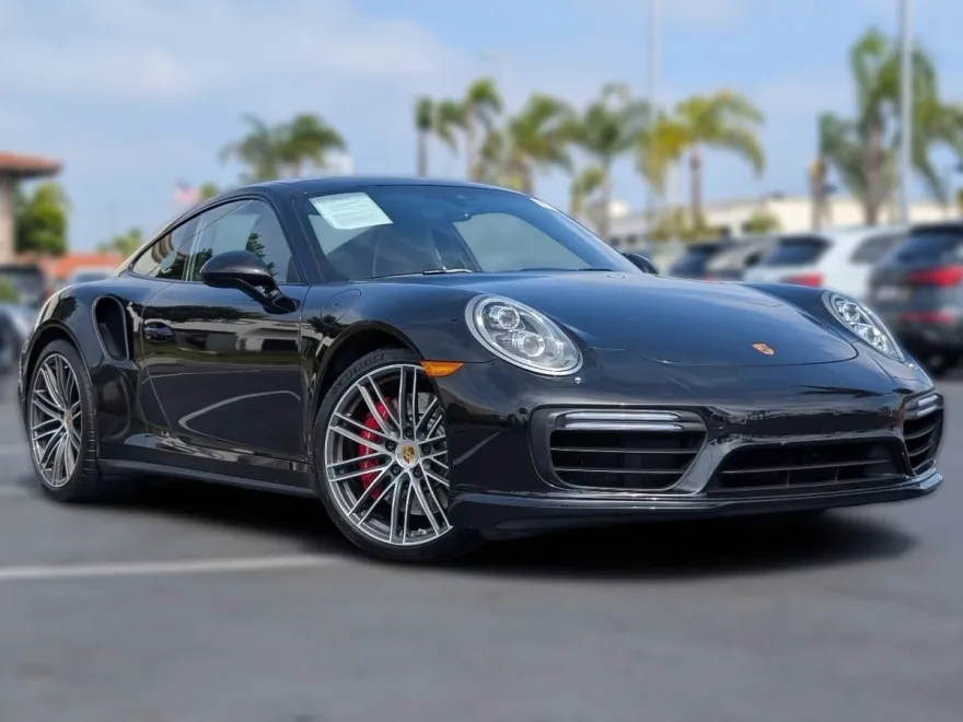 2017 Porsche 911 Turbo photo 1
