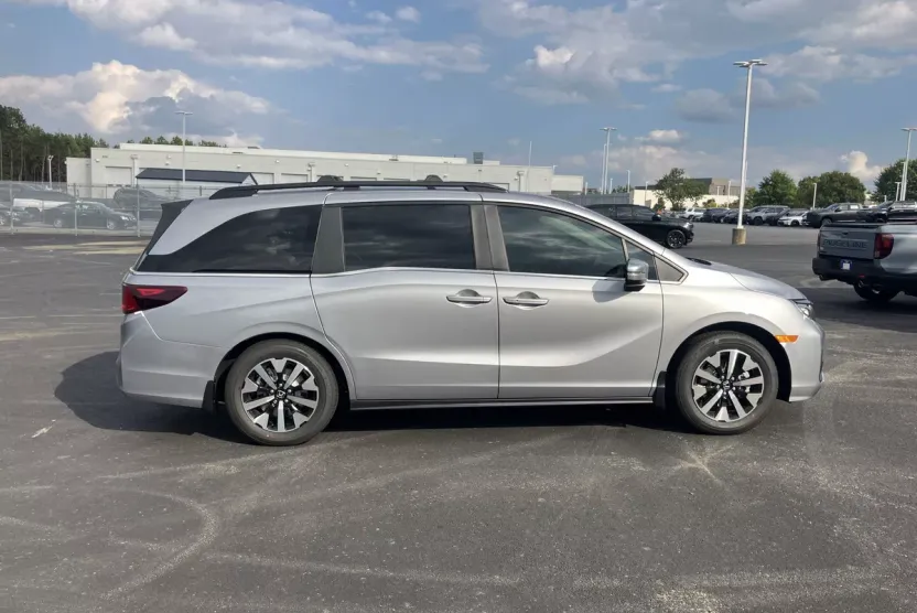 2026 Honda Odyssey EX-L photo 1