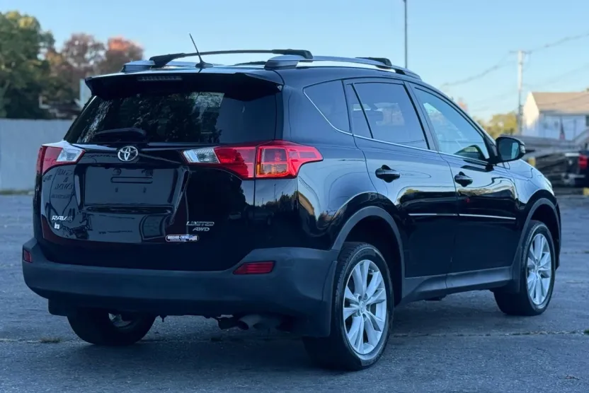2013 Toyota RAV4 Limited Sport photo 1