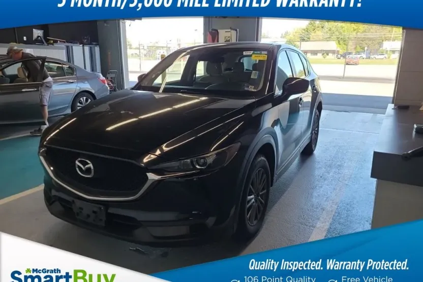 2017 Mazda CX-5 Sport photo 1