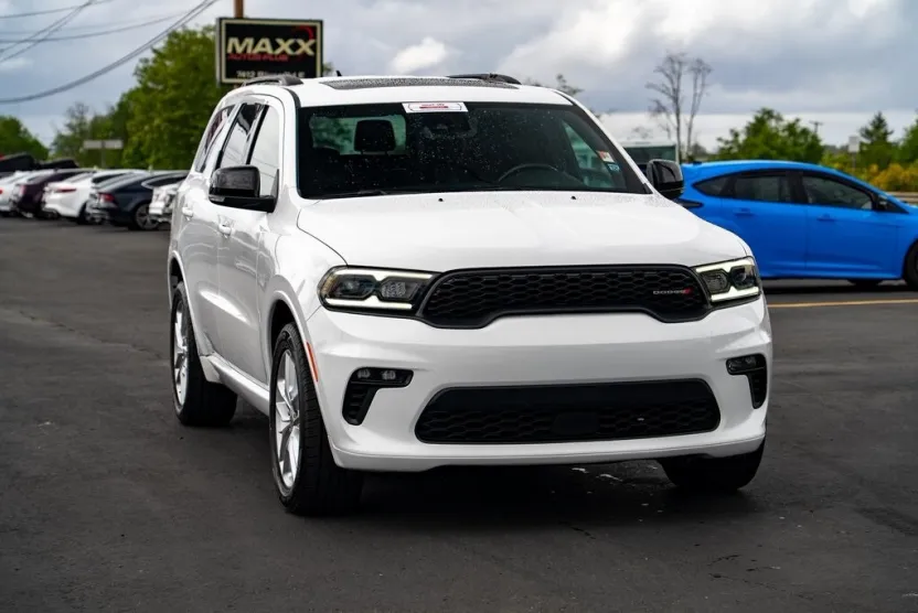 2023 Dodge Durango GT Plus photo 1