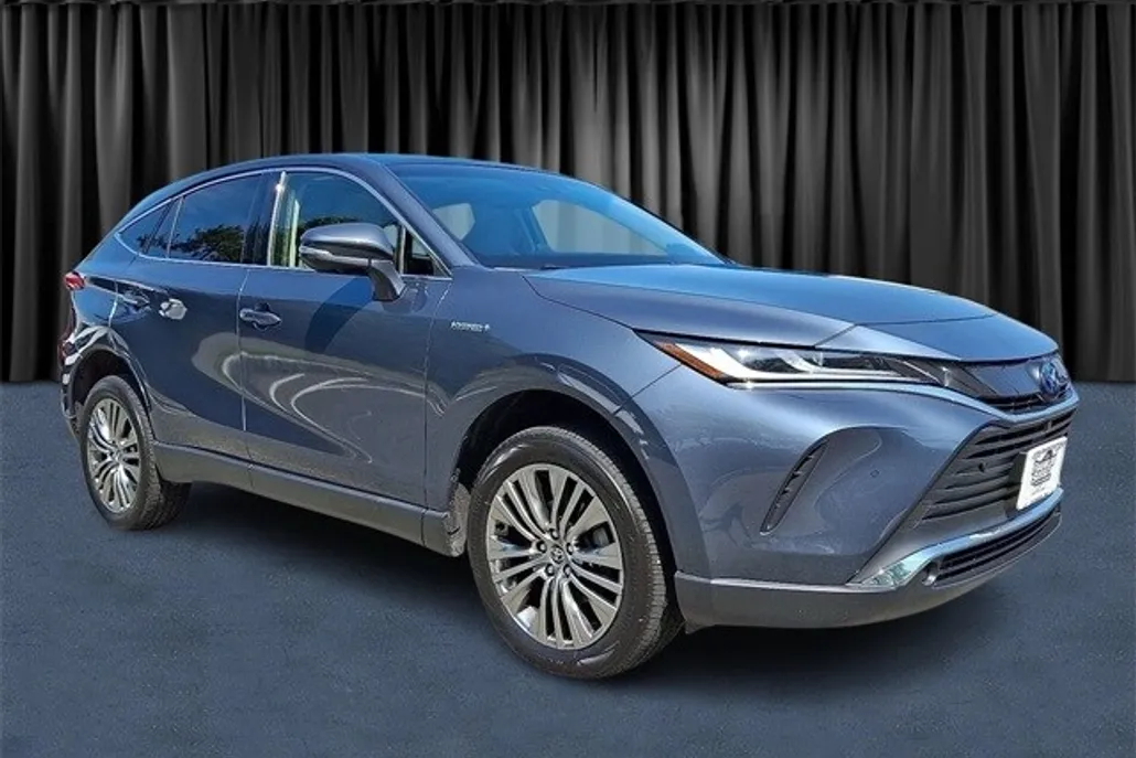 2021 Toyota Venza Limited photo 1
