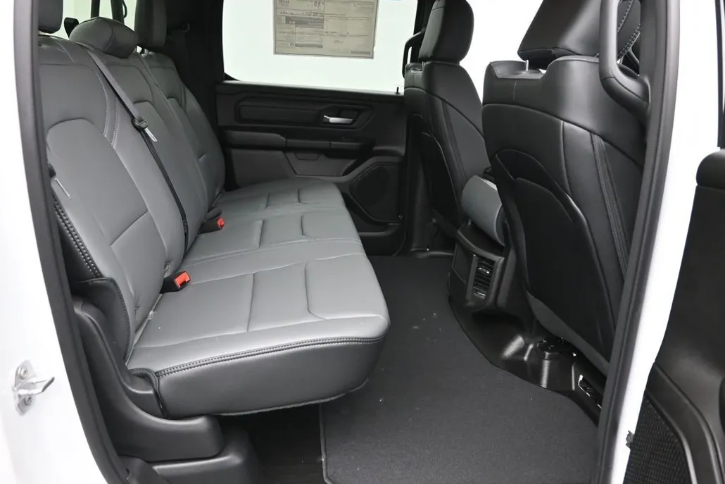 2025 Ram 1500 Tradesman photo 1