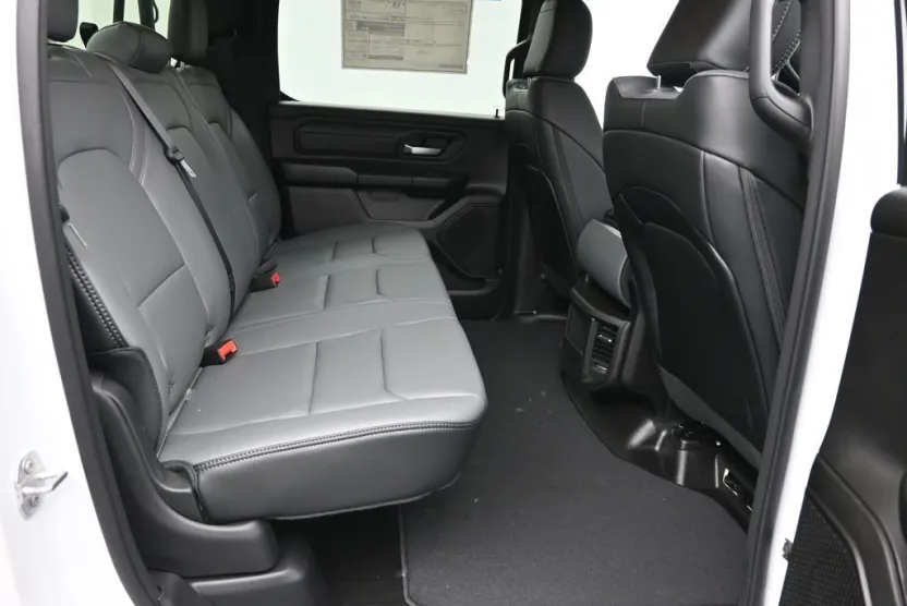 2025 Ram 1500 Tradesman photo 1