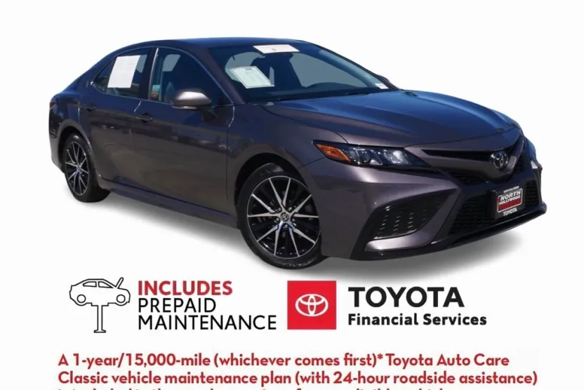 2024 Toyota Camry SE photo 1