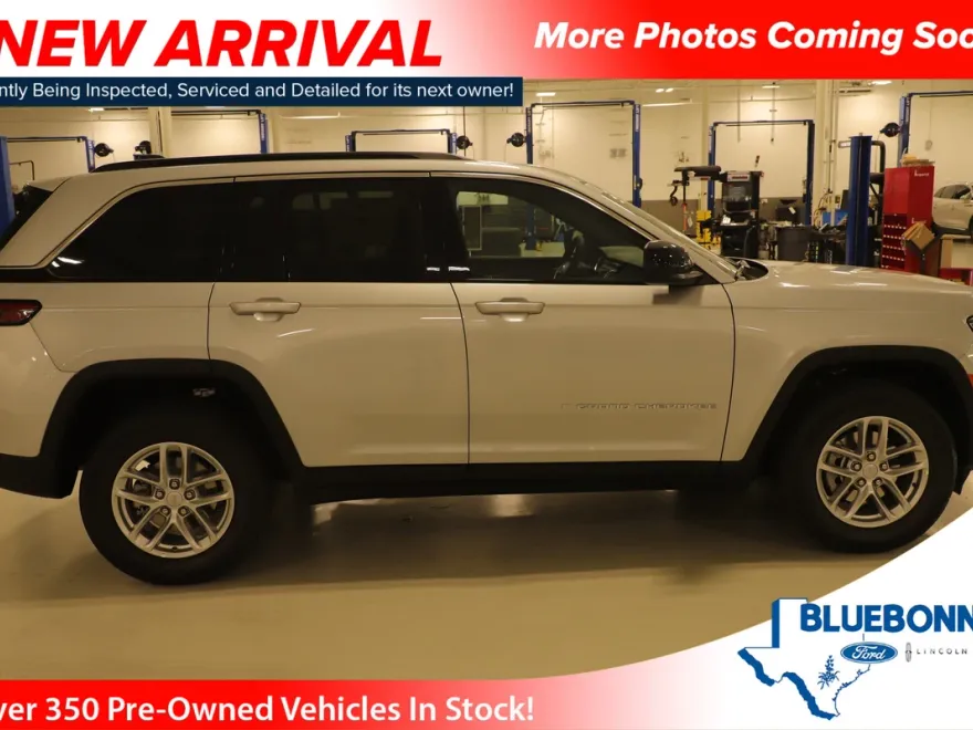 2025 Jeep Grand Cherokee Laredo photo 1