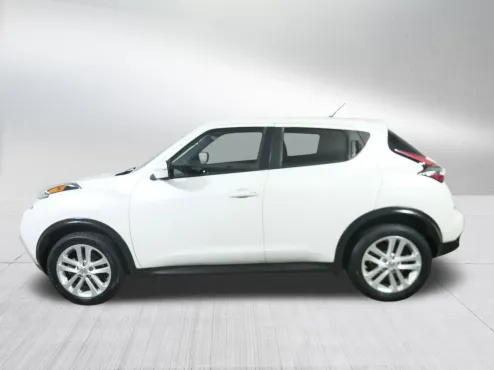 2015 Nissan Juke S photo 4