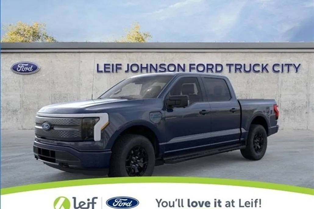 2025 Ford F-150 Lightning XLT photo 1