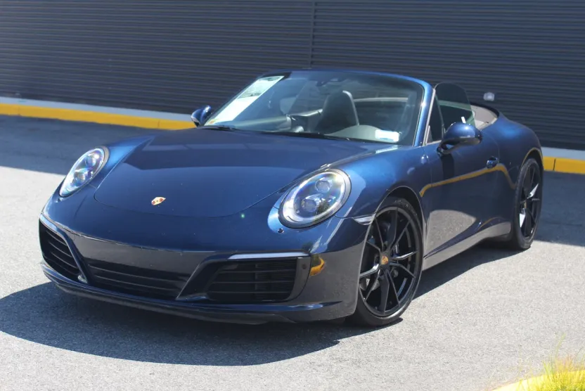 2017 Porsche 911 Cabriolet photo 1
