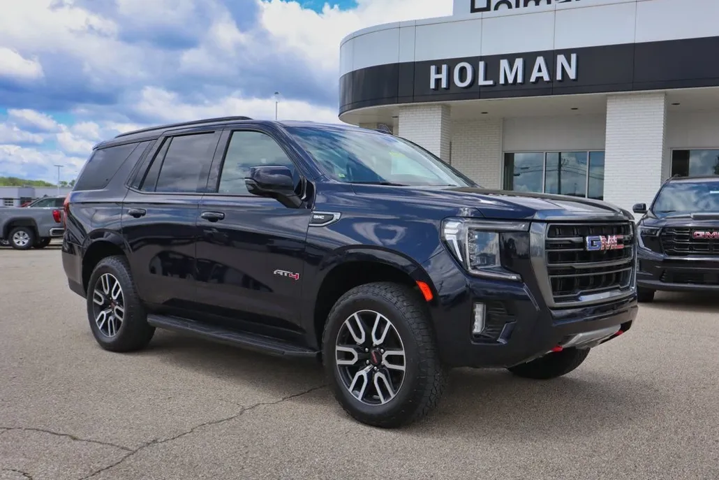 2021 Gmc Yukon AT4 photo 1