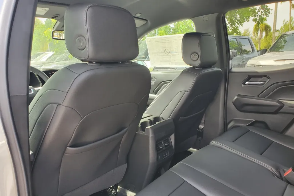 2025 Gmc Canyon Elevation photo 1