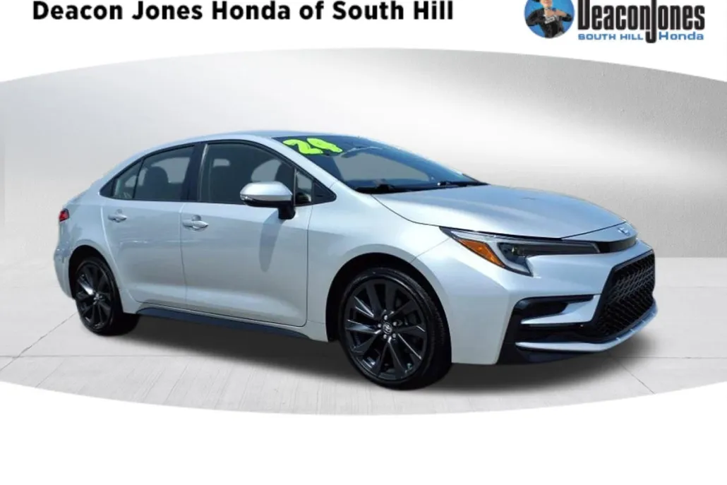 2024 Toyota Corolla Hybrid SE photo 1